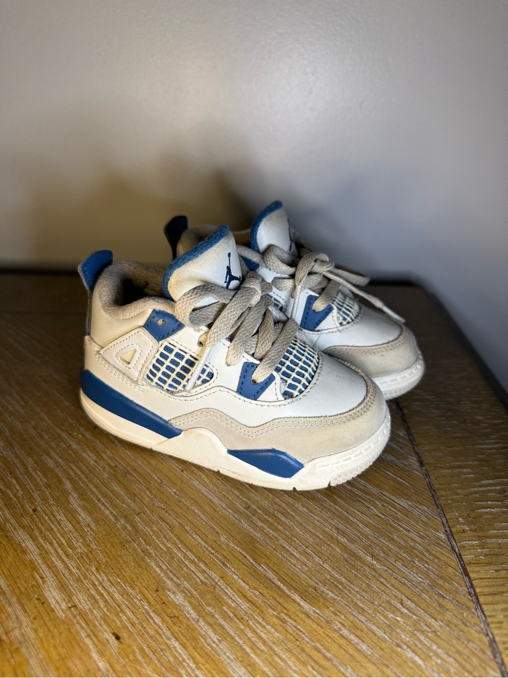 Jordan Kids White and Blue Retro Sneaker